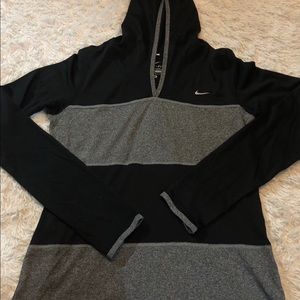 Nike Pullover